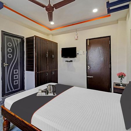 Hotel Capital O Lakshmi Residency Tirupati Zewnętrze zdjęcie