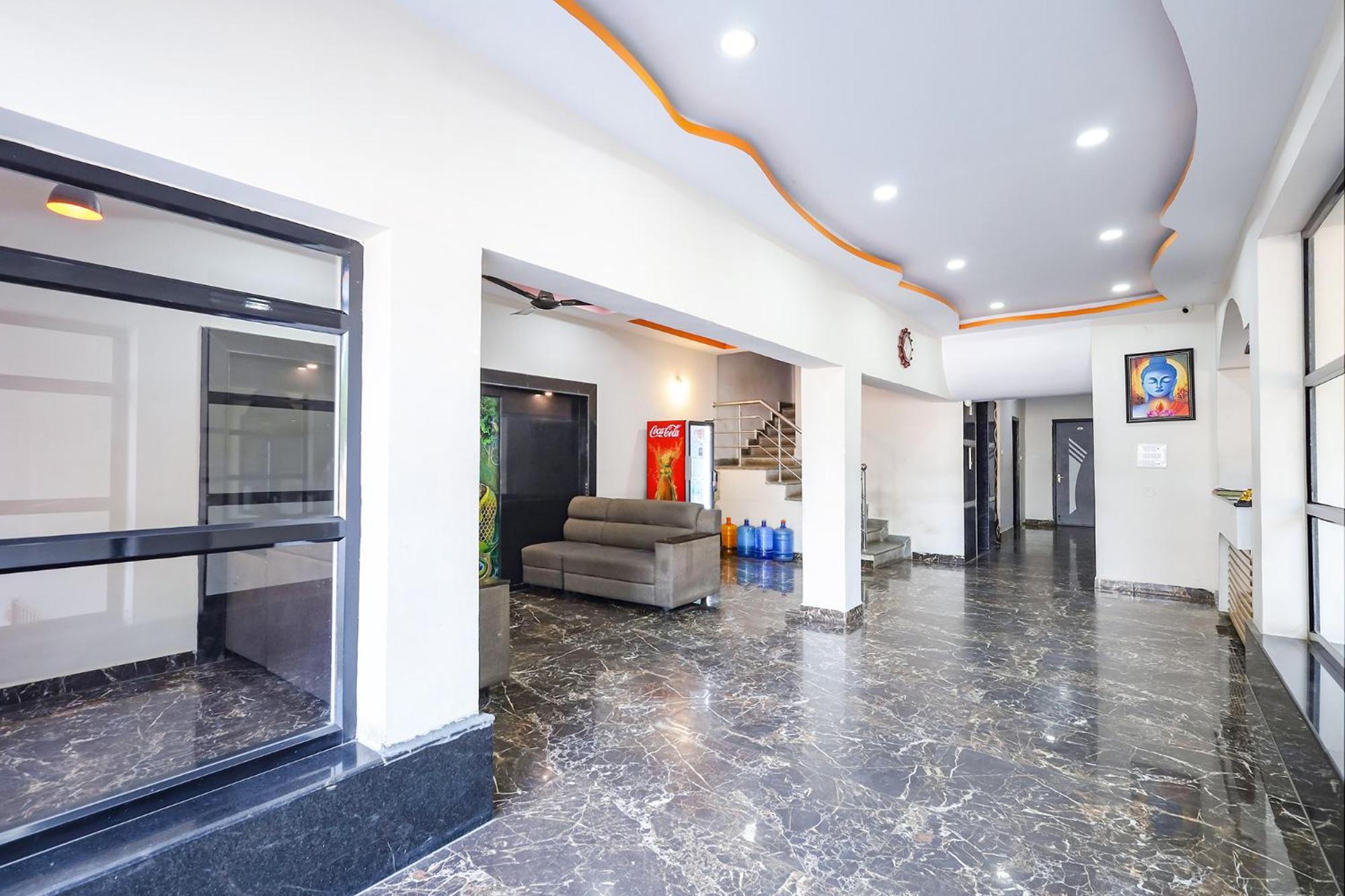 Hotel Capital O Lakshmi Residency Tirupati Zewnętrze zdjęcie