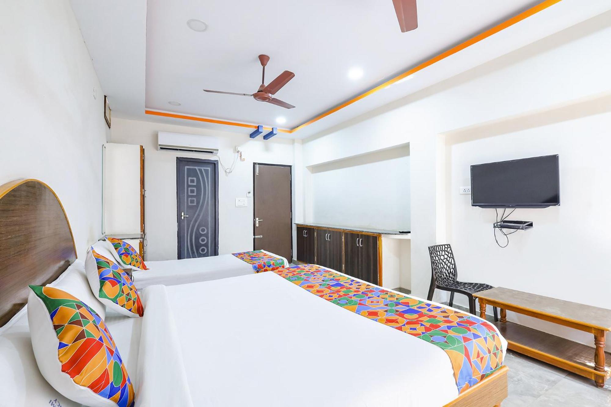 Hotel Capital O Lakshmi Residency Tirupati Zewnętrze zdjęcie
