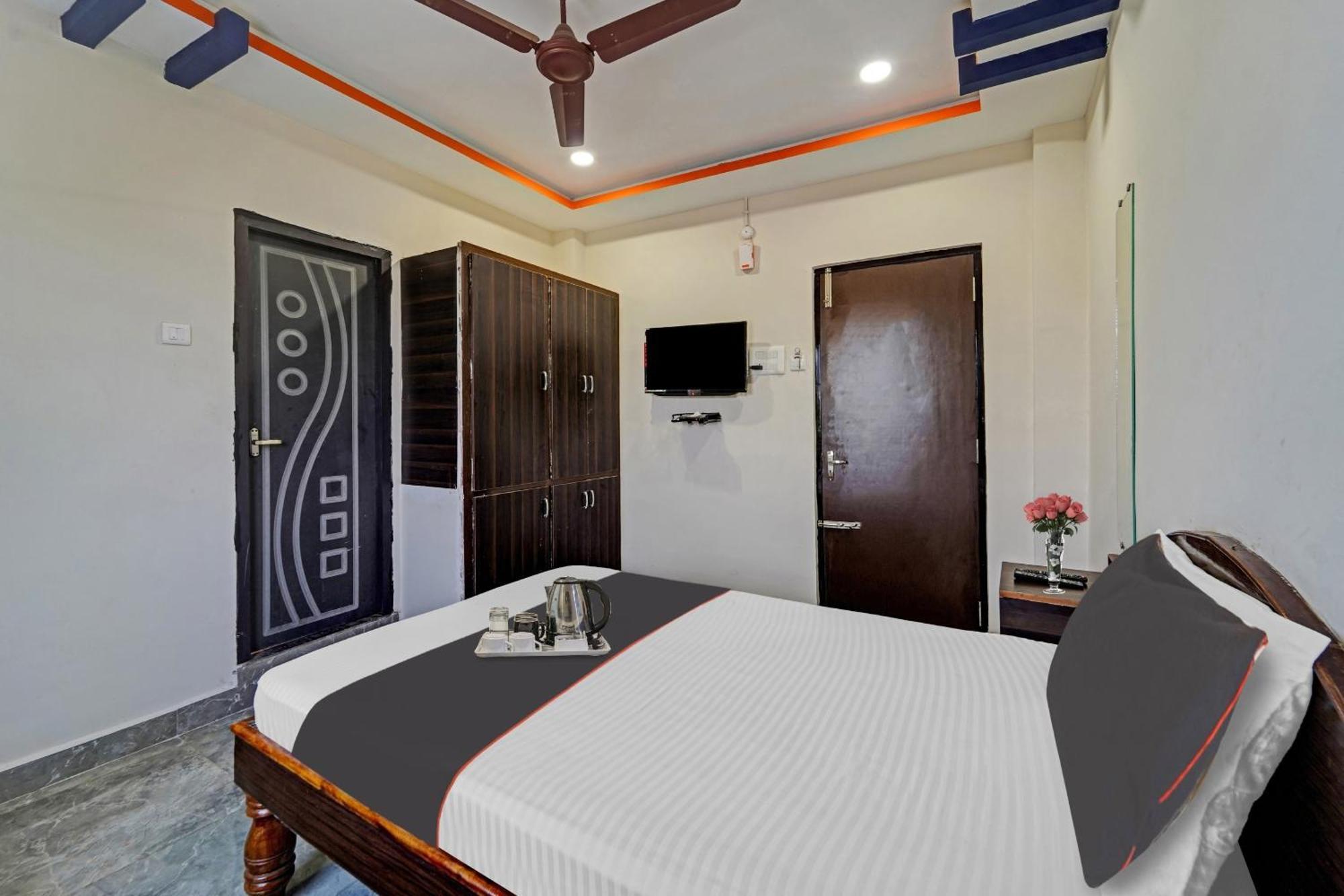 Hotel Capital O Lakshmi Residency Tirupati Zewnętrze zdjęcie