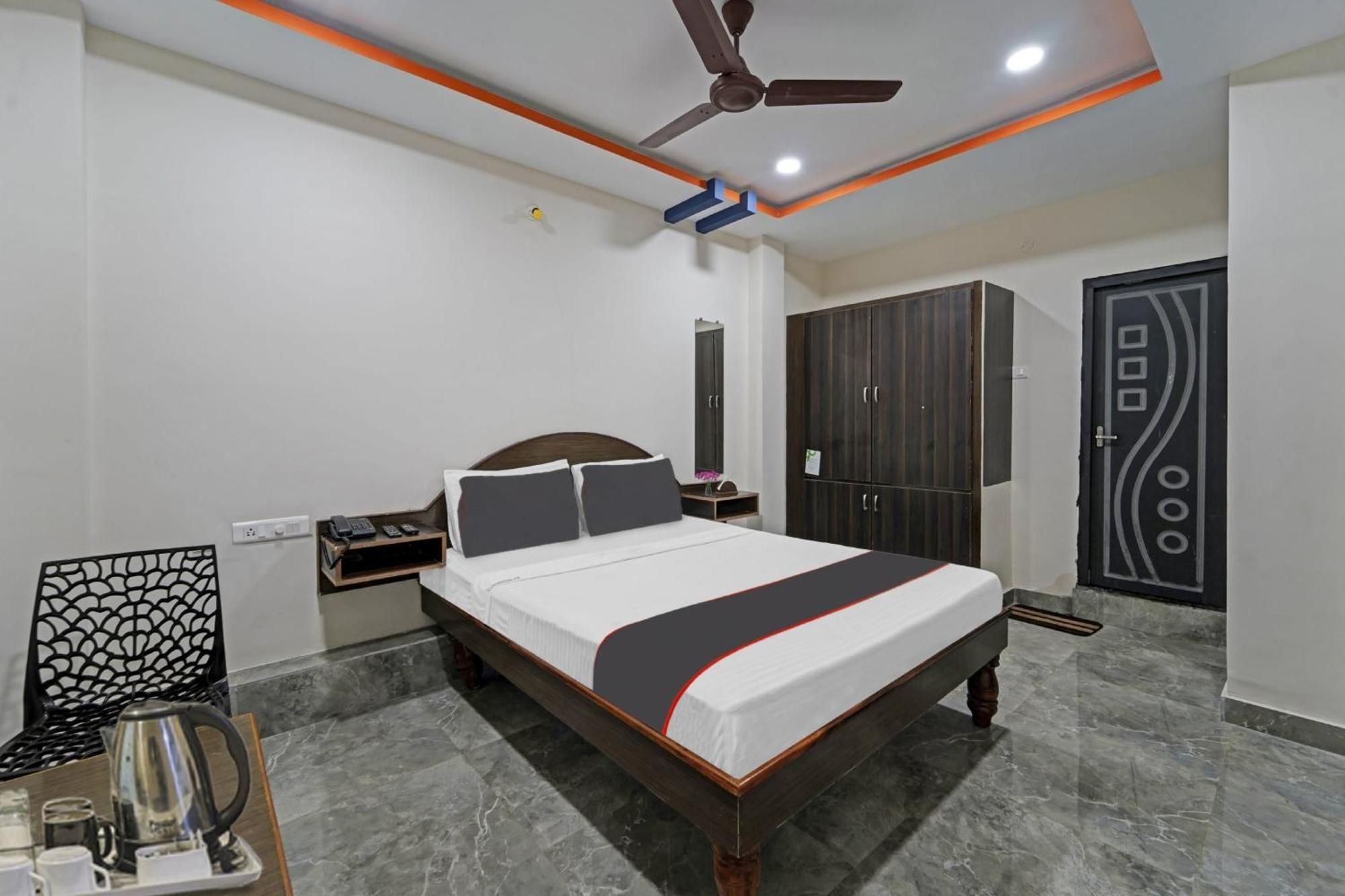 Hotel Capital O Lakshmi Residency Tirupati Zewnętrze zdjęcie