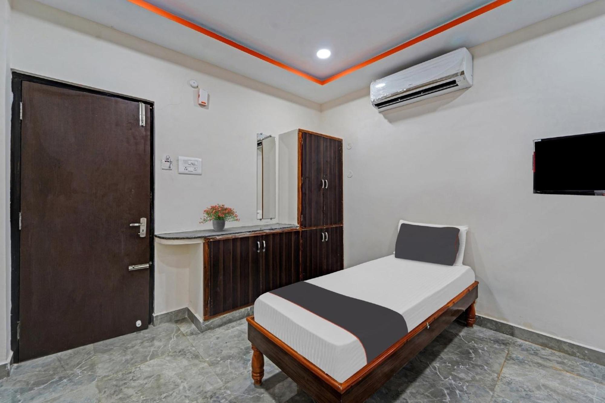 Hotel Capital O Lakshmi Residency Tirupati Zewnętrze zdjęcie